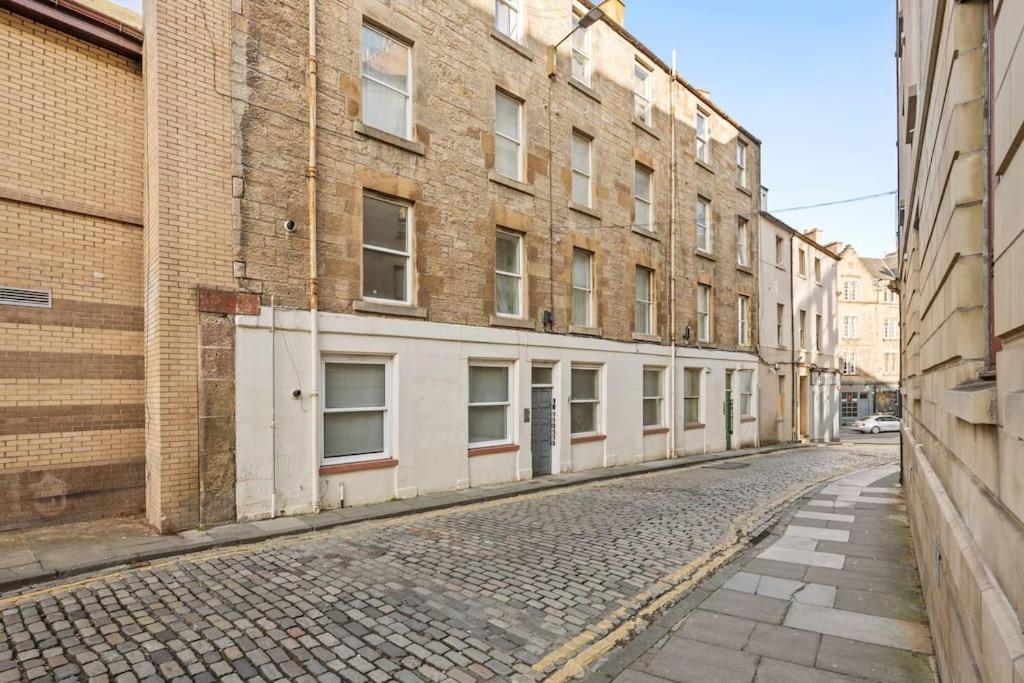 Two Bedroom Apartment-Central Edinburgh-Old Town-Licensed Екстер'єр фото