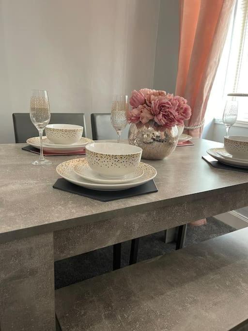 Two Bedroom Apartment-Central Edinburgh-Old Town-Licensed Екстер'єр фото