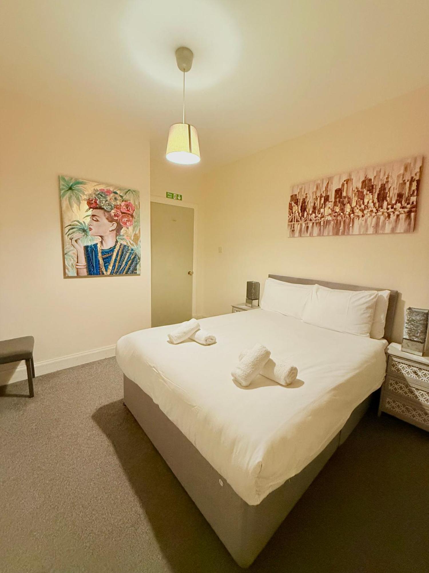 Two Bedroom Apartment-Central Edinburgh-Old Town-Licensed Екстер'єр фото